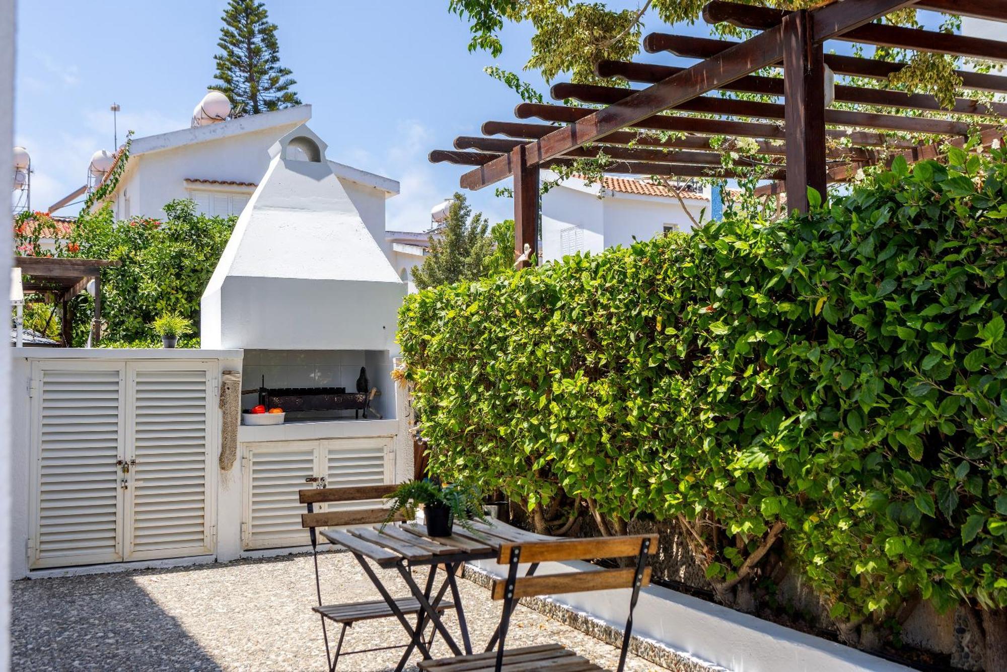 Protaras Nisia Seaside Villa ภายนอก รูปภาพ