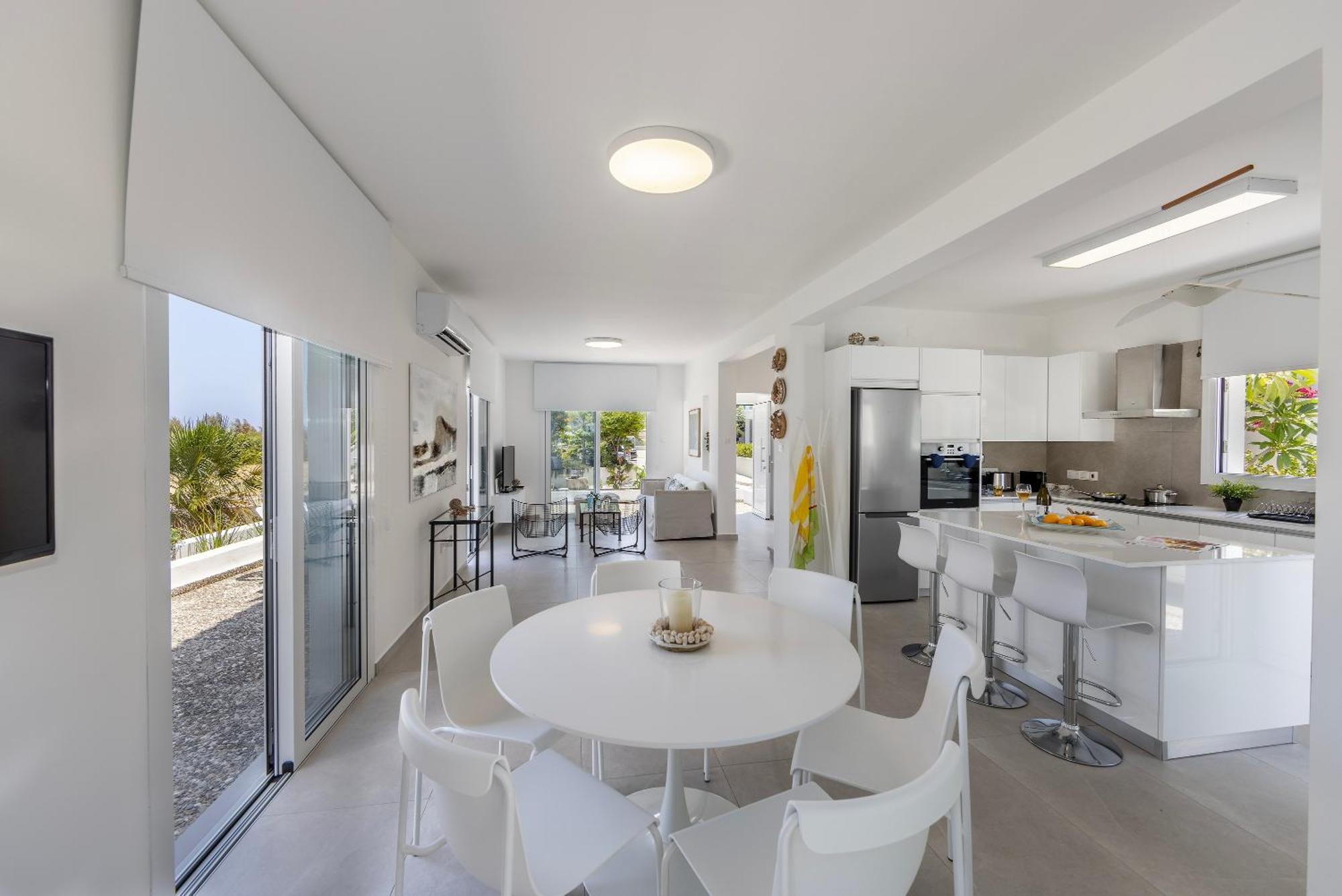 Protaras Nisia Seaside Villa ภายนอก รูปภาพ