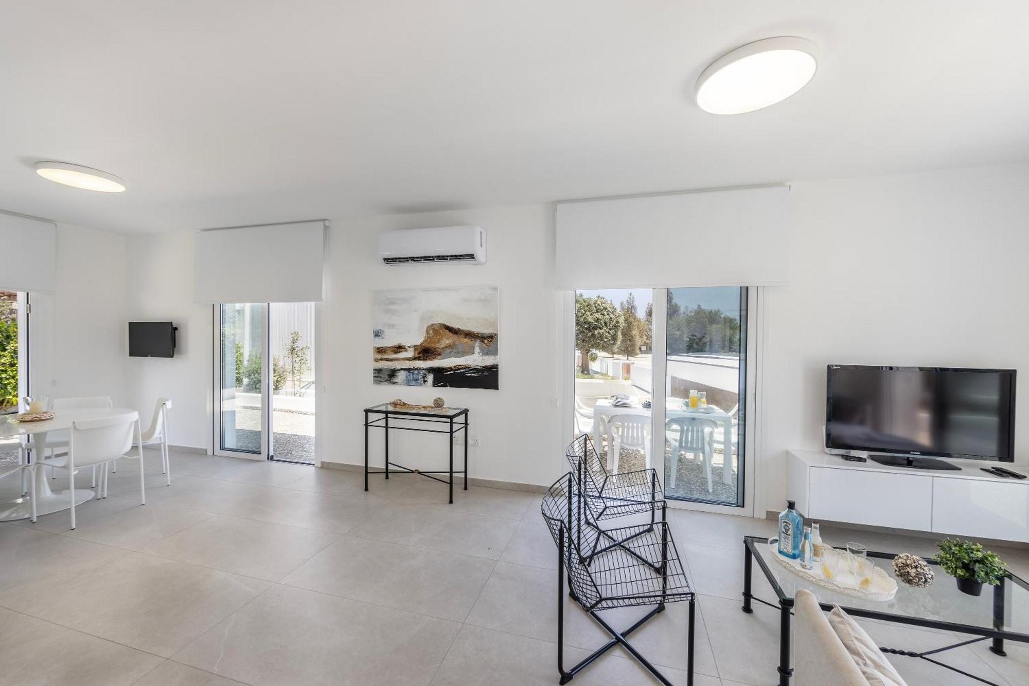 Protaras Nisia Seaside Villa ภายนอก รูปภาพ
